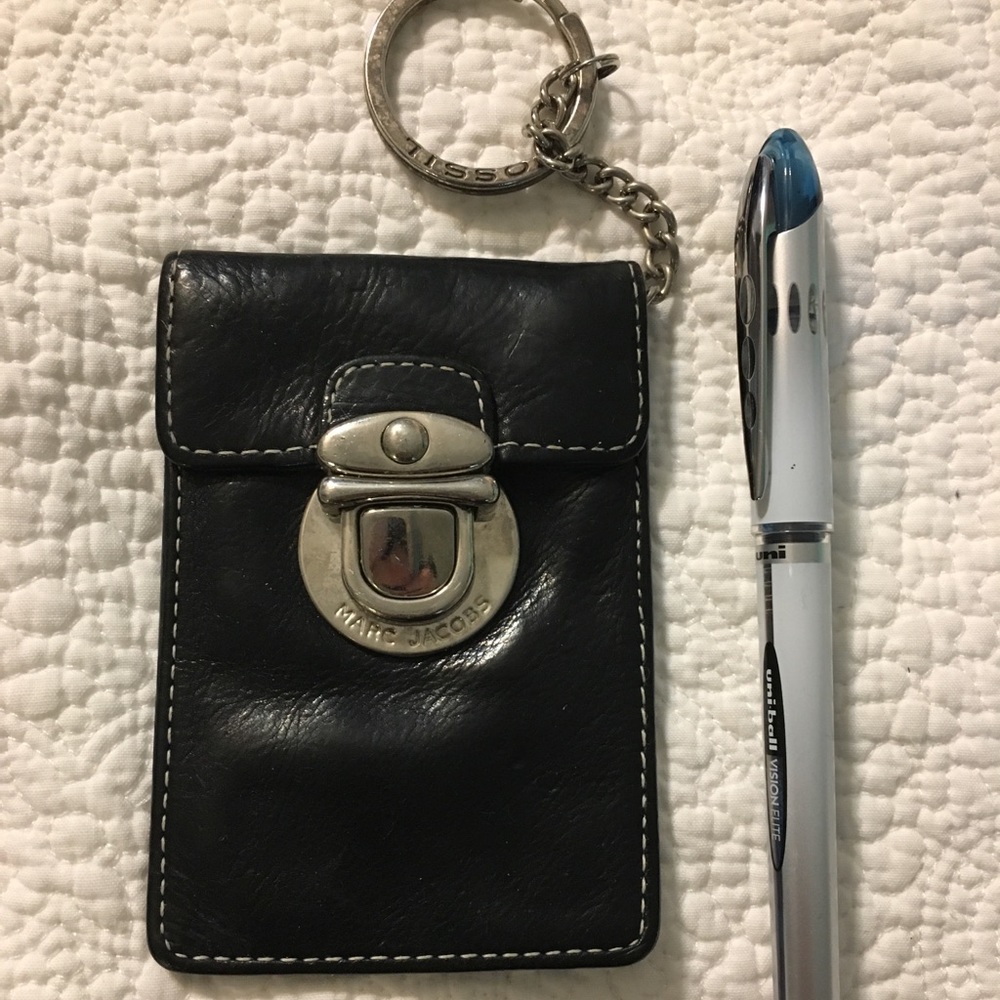 Marc Jacobs key case/wallet